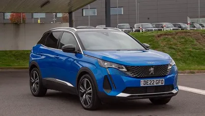 Used Peugeot 3008 Premium 131 HP (96 kW) 2022 Estate