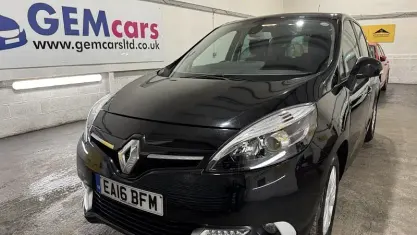 Usado Renault Scenic E-Tech LIMITED 116 HP (85 kW) 2016 Preto Monovolume