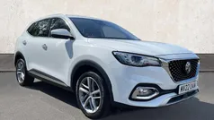 White Used 2022 MG HS Excite SUV | £14,694 (Fair price)