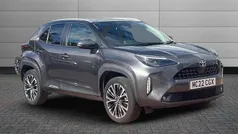 Decuma grey Used 2022 Toyota Yaris Cross SUV | £21,701 (Fair price)
