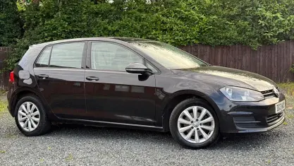 Used VW Golf VII SE 105 HP (77 kW) 2013 Black Hatchback