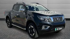 Black Used 2020 Nissan Navara Tekna Pickup | £21,000 (Fair price)