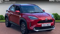Used 2025 Toyota Yaris Hybrid Design Estate | £20,999 (Good price)