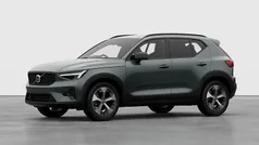 Aurora silver New 2025 Volvo XC40 Plus SUV | £39,740 (Fair price)
