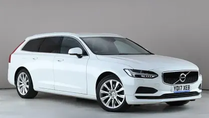 Used Volvo V90 Momentum 235 HP (172 kW) 2017 White Estate