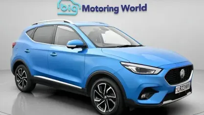 Usado MG ZS Exclusive 111 HP (81 kW) 2023 Azul SUV