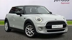 Used 2018 Mini Cooper Hatch Hatchback | £13,200 (Fair price)