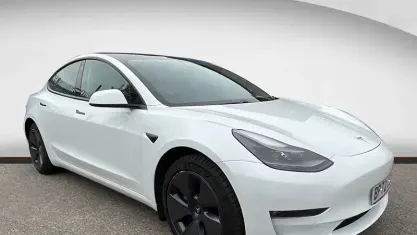 Used Tesla Model 3 Long Range AWD 366 kW (498 HP) 2023 White Sedan