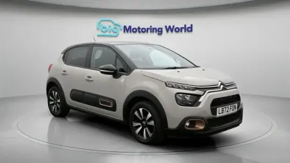 Used Citroën C3 PureTech 83 HP (61 kW) 2022 Beige Hatchback