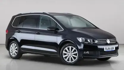 Used VW Touran SEL 150 HP (110 kW) 2019 Black MPV