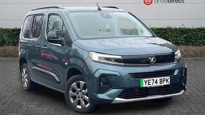 Used Vauxhall Combo Ultimate 100 kW (136 HP) 2024 Blue Estate