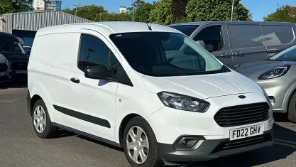 Usado Ford Transit Trend 100 HP (73 kW) 2023 Branco Van