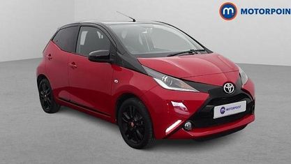 Gebraucht Toyota Aygo X-cite 69 PS (50 kW) 2017 Rot Kleinwagen