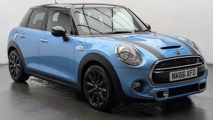 Blue Used 2016 Mini Cooper S Hatch Hatchback | £10,150 (Fair price)