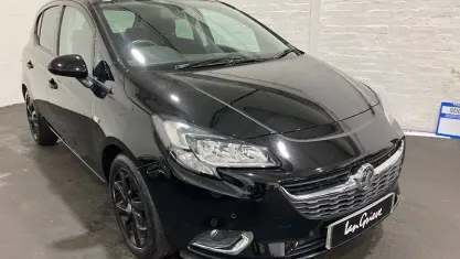 Used Vauxhall Corsa SRi 90 HP (66 kW) 2017 Black Hatchback