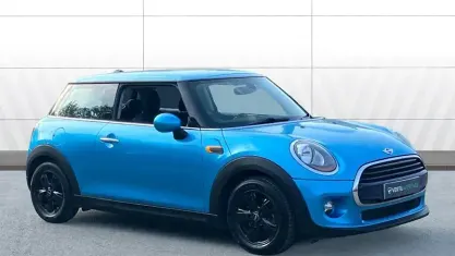 Used Mini Cooper Hatch 136 HP (100 kW) 2017 Blue Hatchback