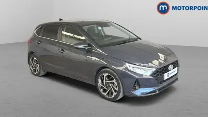 Used Hyundai i20 Premium 101 HP (74 kW) 2023 Hatchback
