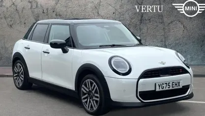 Used Mini Cooper Classic 150 kW (204 HP) 2025 Nanuq white Hatchback