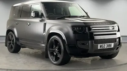 Used Land Rover Defender Carpathian Edition 525 HP (386 kW) 2024 SUV