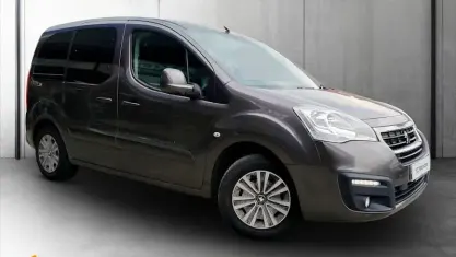 Second-hand Peugeot TePee Active 99 CP (72 kW) 2018 Break