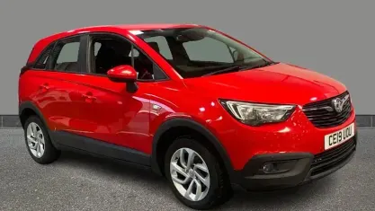 Used Vauxhall Crossland X S 110 HP (80 kW) 2019 Red SUV