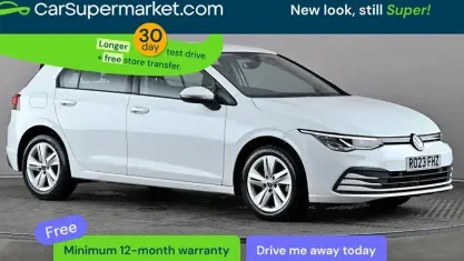 Begagnad VW Golf VIII Life 150 HK (110 kW) 2023 Halvkombi