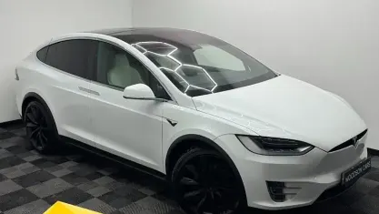 Used Tesla Model X 448 kW (610 HP) 2018 White SUV