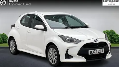 Used 2025 Toyota Yaris Hybrid Hatchback | £17,469 (Super price)