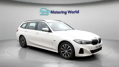 Used BMW 330e Sport Line 292 HP (214 kW) 2023 White Estate