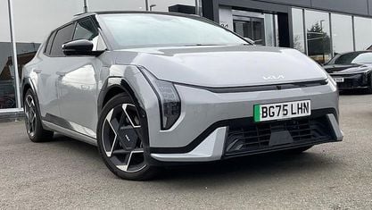 Begagnad Kia EV4 GT-Line S 150 kW (204 HK) 2025 Halvkombi