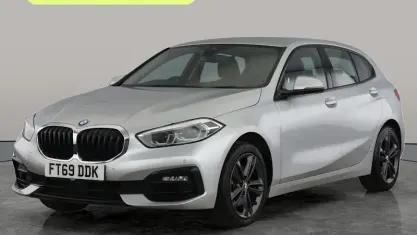 Usado BMW 118 Sport Line 140 CV (102 kW) 2020 Utilitario