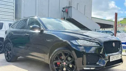 Używany Jaguar F-Pace Supercharged 381 KM (280 kW) 2017 Czarny SUV