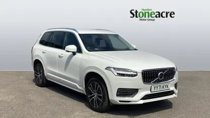 Used Volvo XC90 Momentum 235 HP (172 kW) 2021 White SUV