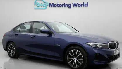 Used BMW 330e Sport Line 292 HP (214 kW) 2023 Blue Sedan