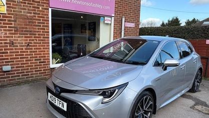 Second-hand Toyota Corolla 122 CP (89 kW) 2022 Hatchback