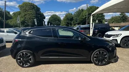 New Renault Clio Techno 90 HP (66 kW) 2026 Metallic  diamond black  Hatchback