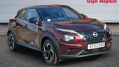 Used Nissan Juke N-Connecta 143 HP (105 kW) 2023 Red SUV