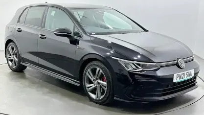 Begagnad VW Golf VIII R-line 150 HK (110 kW) 2024 Halvkombi
