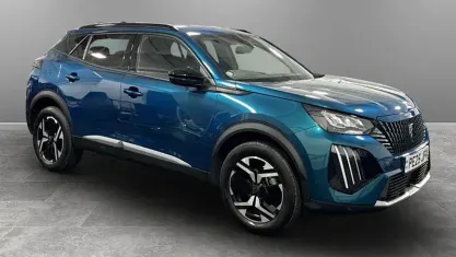 Second-hand Peugeot 2008 Allure 131 CP (96 kW) 2024 SUV