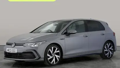Begagnad VW Golf VIII R-line 150 HK (110 kW) 2024 Halvkombi