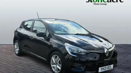 Used Renault Clio Play 101 HP (74 kW) 2019 Black Hatchback