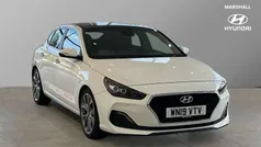 White Used 2019 Hyundai i30 Premium Hatchback | £13,402 (Fair price)