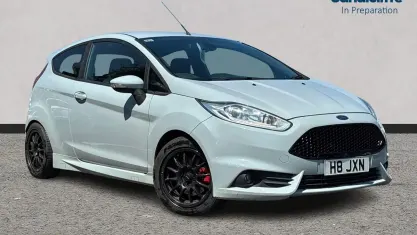 Used Ford Fiesta ST200 200 HP (147 kW) 2017 Grey Hatchback