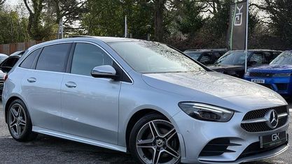 Usado Mercedes B200 AMG Line Premium Plus 163 HP (119 kW) 2021 Monovolume