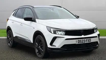 Used Vauxhall Grandland X 131 HP (96 kW) 2023 SUV