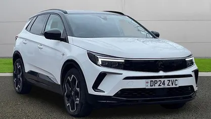 Used Vauxhall Grandland X Ultimate 131 HP (96 kW) 2024 White SUV