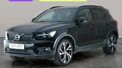 Używany Volvo XC40 R-Design Pro 197 KM (144 kW) 2021 Czarny SUV