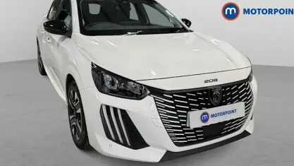 Używany Peugeot 208 Allure 101 KM (74 kW) 2025 Biały Hatchback