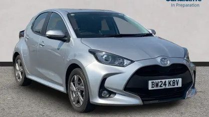 Used Toyota Yaris 116 HP (85 kW) 2025 Silver Hatchback