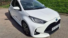 White Used 2022 Toyota Yaris Hybrid Design Hatchback | £17,995 (Fair price)